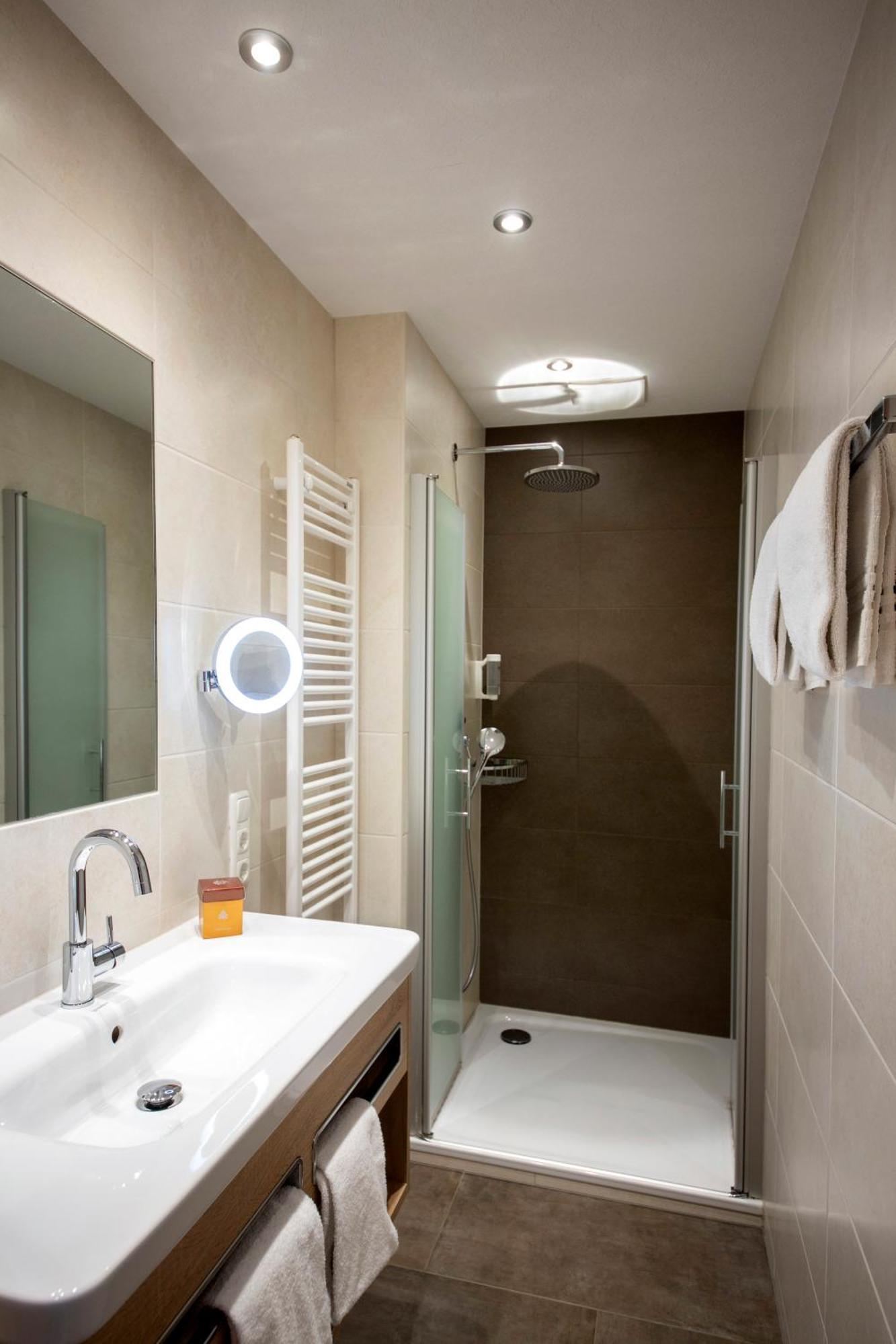 Haus Hubertus Hotell Winterspelt Rum bild